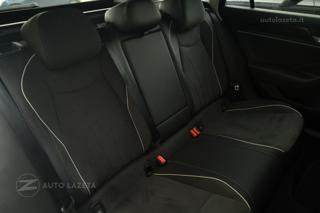 VOLKSWAGEN Passat usata, con Supporto lombare