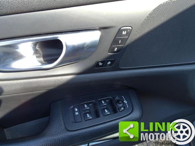 VOLVO V60 usata, con Autoradio digitale