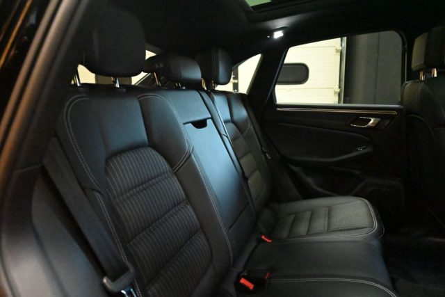 PORSCHE Macan usata 33