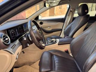 MERCEDES-BENZ E 220 usata, con Climatizzatore