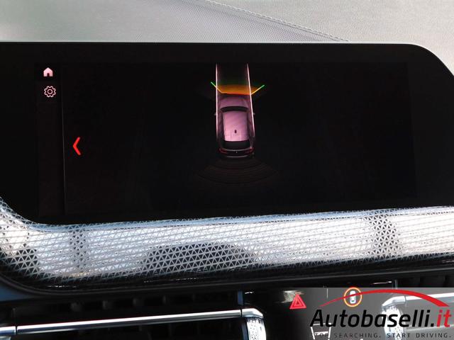 BMW 118 usata, con Fari full-led