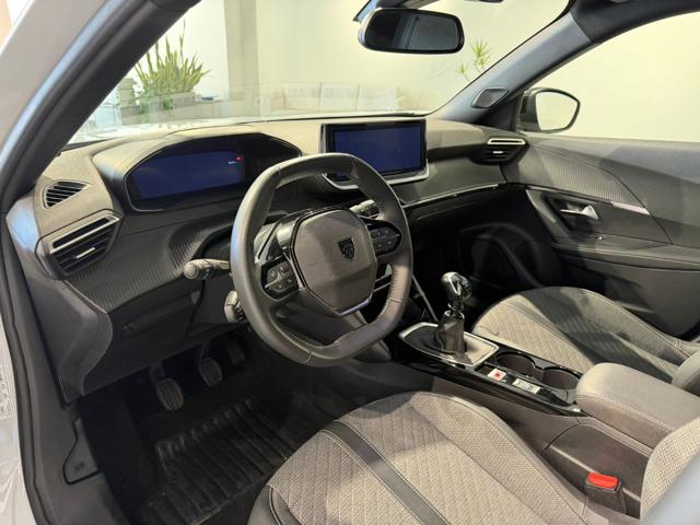 PEUGEOT 2008 usata, con Climatizzatore