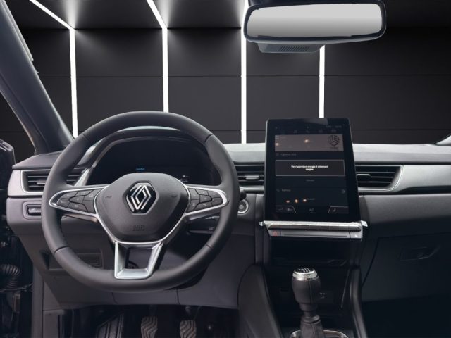 RENAULT Captur usata, con USB