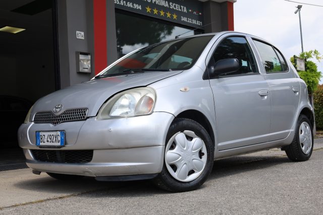 TOYOTA Yaris usata, con Airbag posteriore