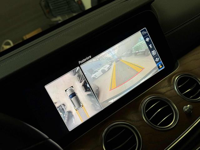 MERCEDES-BENZ E 220 usata, con Regolazione elettrica sedili