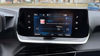PEUGEOT 2008 usata, con Vetri oscurati