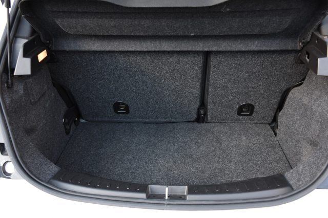 LANCIA Ypsilon usata, con Sedile posteriore sdoppiato