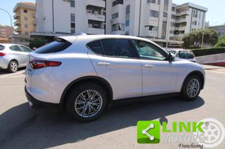 ALFA ROMEO Stelvio usata, con Specchietti laterali elettrici