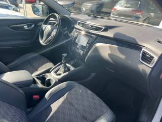 NISSAN Qashqai usata, con Autoradio