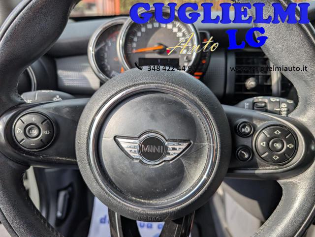 MINI One usata, con USB