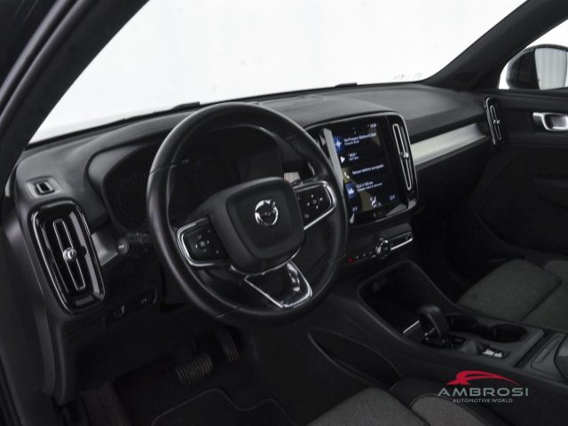VOLVO XC40 usata 7