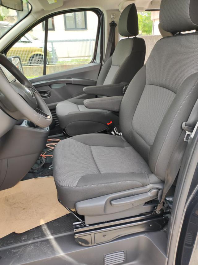 RENAULT Trafic usata, con USB