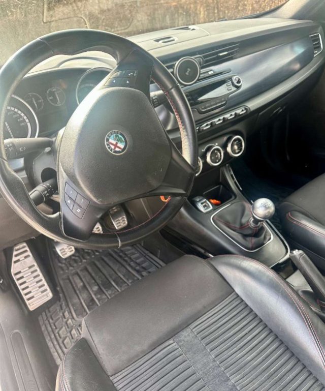 ALFA ROMEO Giulietta usata, con Airbag