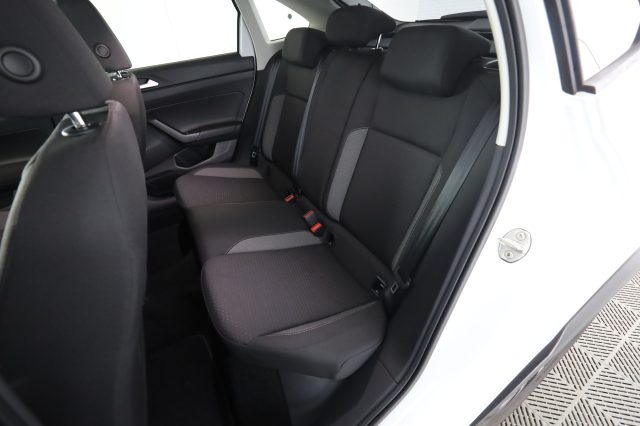 VOLKSWAGEN Taigo usata 3