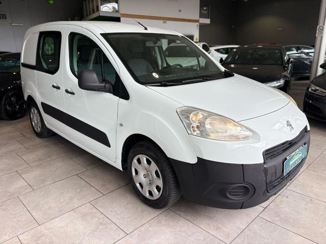 PEUGEOT Partner usata, con Alzacristalli elettrici