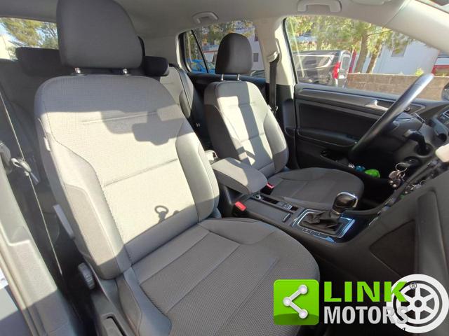 VOLKSWAGEN Golf usata, con Autoradio