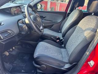 LANCIA Ypsilon usata, con Autoradio digitale