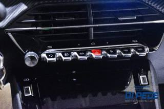 PEUGEOT 208 usata, con MP3