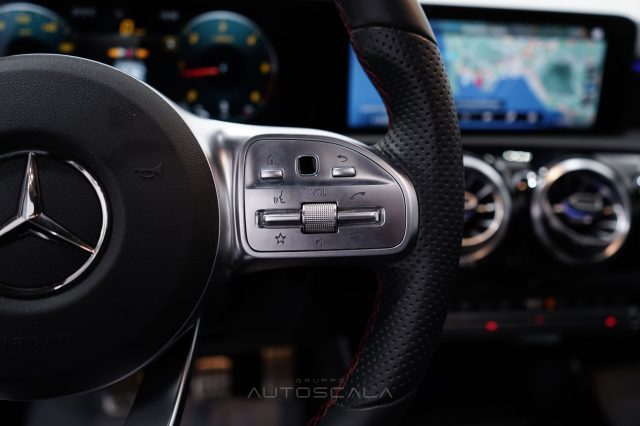 MERCEDES-BENZ A 180 usata, con Tettuccio apribile