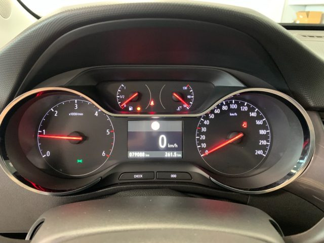 OPEL Crossland X usata, con Controllo automatico clima