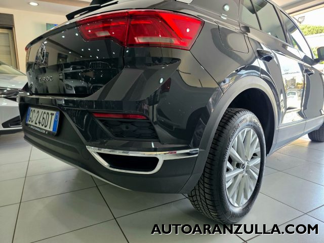 VOLKSWAGEN T-Roc usata, con Autoradio digitale