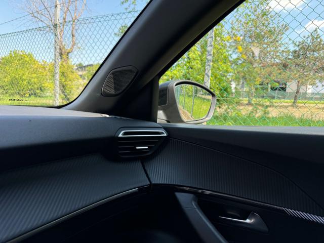 PEUGEOT 2008 usata, con Controllo trazione