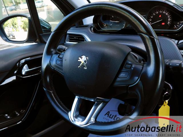 PEUGEOT 208 usata, con Apple CarPlay