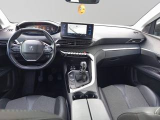 PEUGEOT 3008 usata, con Airbag testa
