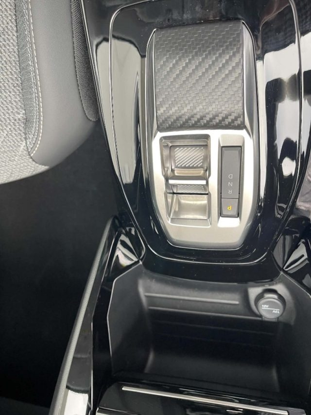 PEUGEOT 208 usata, con ESP