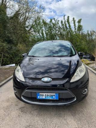 FORD Fiesta 1.2 82 CV 5 porte Titanium gpl