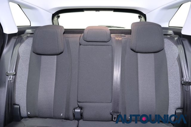 PEUGEOT 3008 usata, con Monitoraggio pressione pneumatici