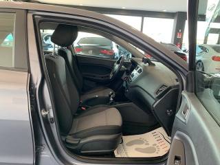 HYUNDAI i20 usata 14
