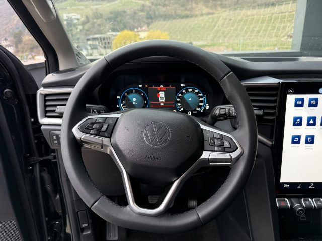 VOLKSWAGEN Amarok usata, con Cerchi in lega