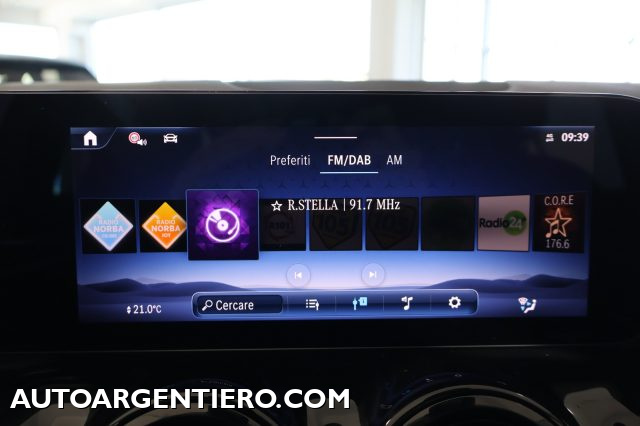 MERCEDES-BENZ GLA 180 usata, con Sedili riscaldati