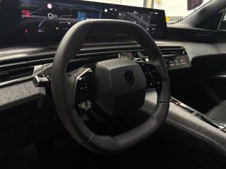 PEUGEOT 3008 usata, con MP3