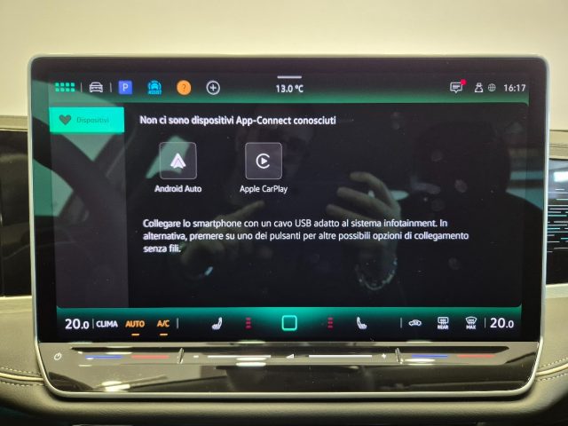 VOLKSWAGEN Passat usata, con USB