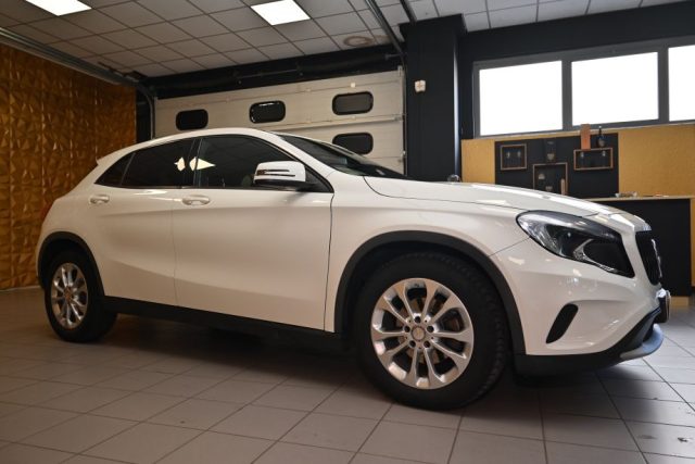MERCEDES-BENZ GLA 180 usata 90