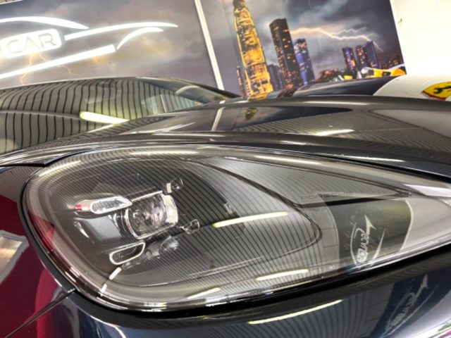 PORSCHE Cayenne usata, con Fari LED