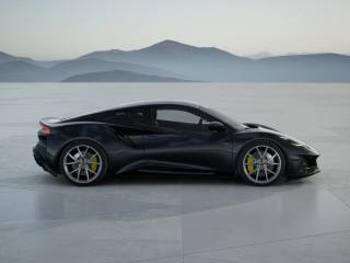 LOTUS Emira usata, con Cerchi in lega