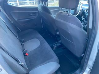 LANCIA Ypsilon usata, con Autoradio