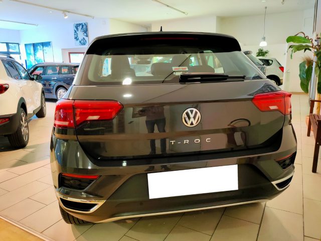 VOLKSWAGEN T-Roc usata, con Alzacristalli elettrici
