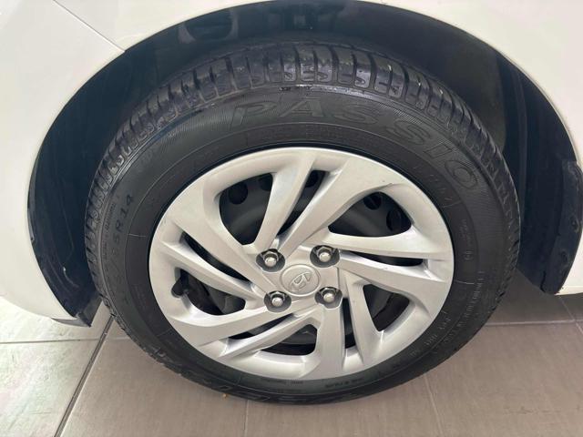 HYUNDAI i10 usata, con Airbag