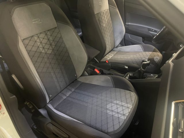 VOLKSWAGEN Taigo usata, con Fendinebbia