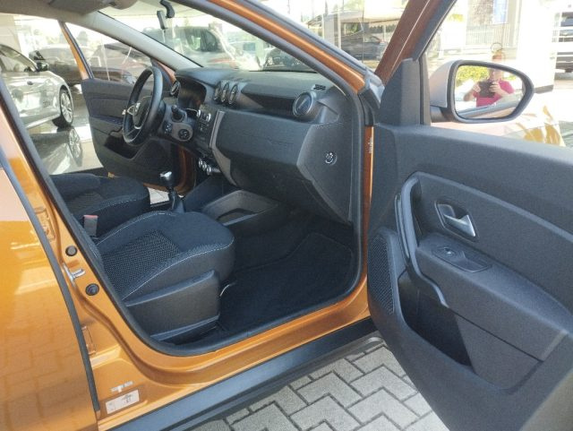 DACIA Duster usata, con Sensore di luce