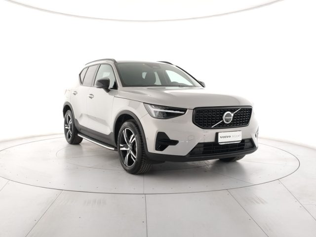 VOLVO XC40 usata, con Autoradio