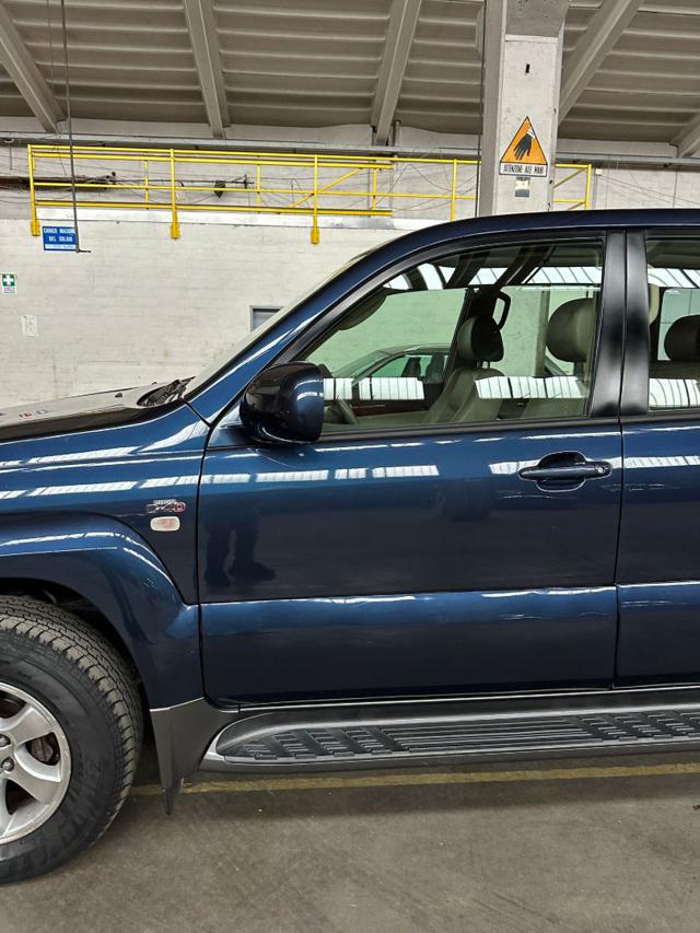 TOYOTA Land Cruiser usata, con Climatizzatore