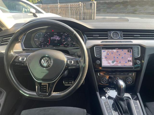 VOLKSWAGEN Passat Variant usata, con Climatizzatore