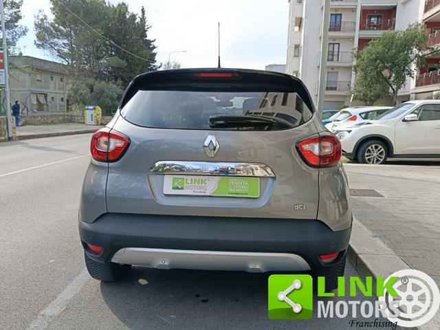 RENAULT Captur usata, con Isofix