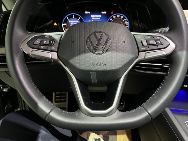 VOLKSWAGEN Golf usata, con Sistema di navigazione