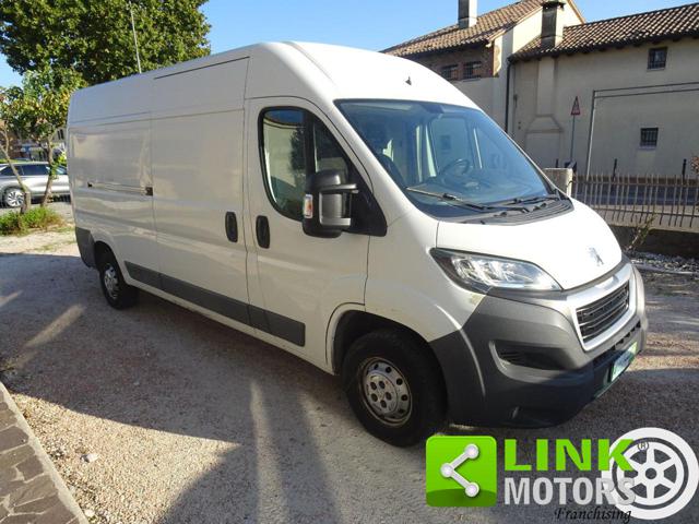 PEUGEOT Boxer usata, con Fendinebbia